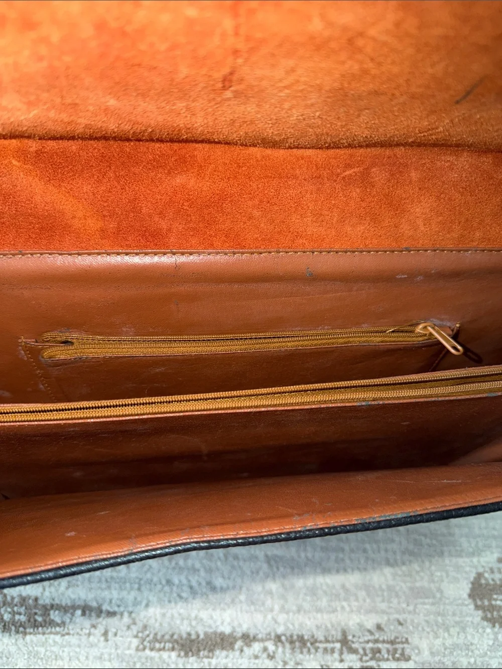 Dooney & Bourke Black Briefcase work bag laptop casual Vintage Good condition